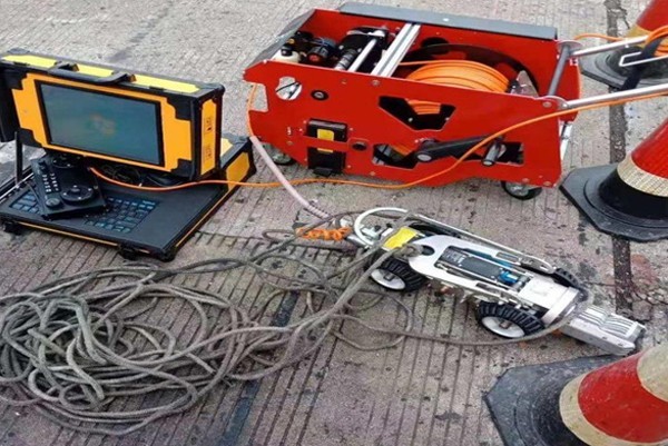 迎泽CCTV管道检测机器人