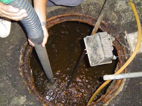 迎泽隔油池清理